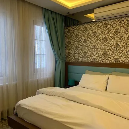 Royal Butik House *